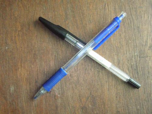 ballpen - black vs. blue? what's your choice of pen?