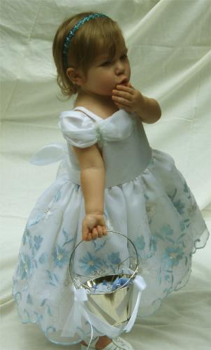 Flower Girl - Isn't my avatar so cute!?!?!