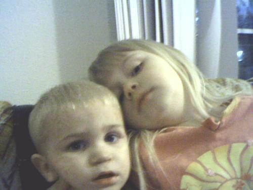 kids - them being cute and nice to each other for once!