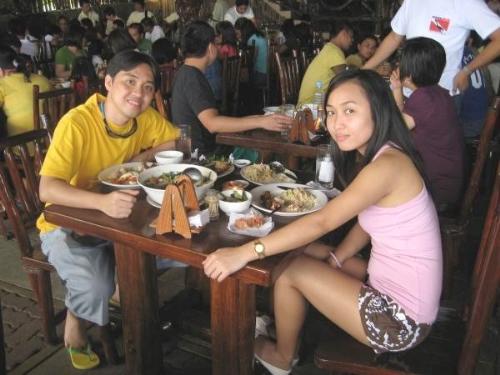 lotsa food! - this is me and my boyfriend at tagaytay. we've decided to take a tour in this lovely place, and we actually ate at leslies. the food there was great! we ate liempo barbeque, sea food sinigang, and yang chow rice.yummy!.. the foods there were worth every penny!