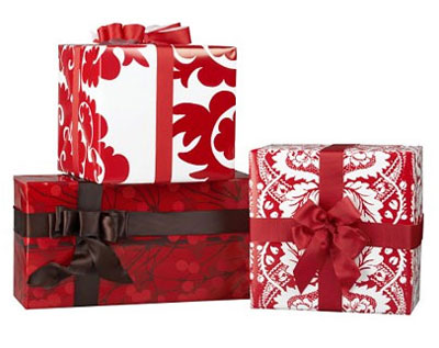 Picture of gifts that are wrapped - Here is a picture of beautifully wrapped presents