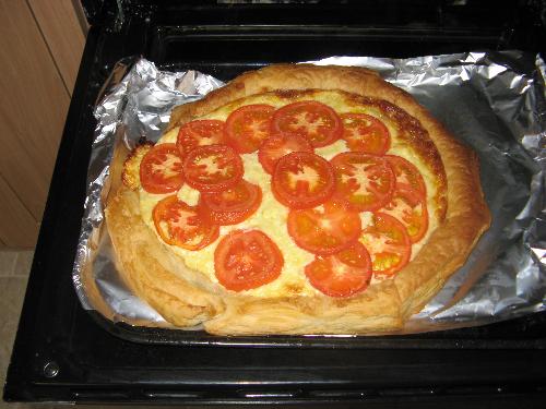 Cheese thing - Mascarpone, cheddar and parmesan with onion and tomato in puff pastry.
