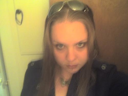 Looks like i'm glaring or something o_O - Picture of my glaring i suppose o_O  I don't think i was though
