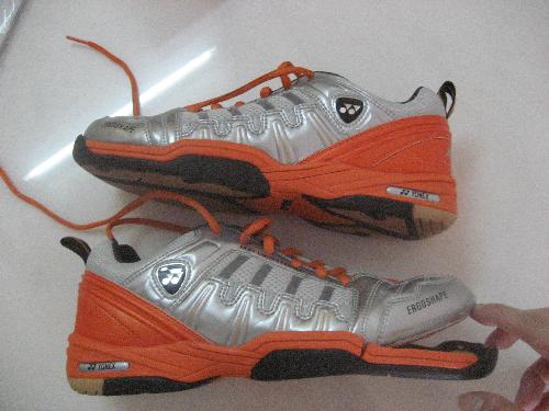 Defective Yonex shoes  - This is the condition of Yonex shoes after using for 2 months