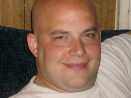 Hubby with no facial hair - This is my husband with no facial hair. It really looks nothing like him.