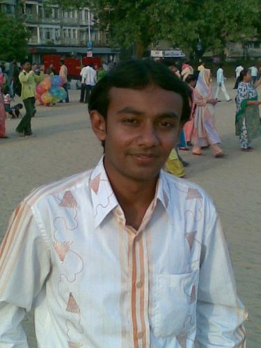 Its ronak the kewl - rony at beach.