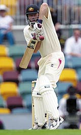 Steve Waugh - Steve Waugh blocking