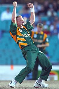 Alan Donald - Alan Donald celebrating a wicket