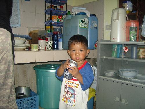 CUte baby with a beer.. - he's not drunk.