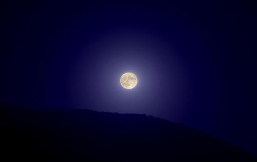 full moon night - It is a pic for full moon night.