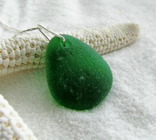 Emerald Sea Glass Necklace - This is one of the prettiest green pieces of sea glass I've ever seen! A deep emerald color, about 3/4' in length, a beautifully smooth teardrop shaped authentic gem of sea glass.  Hangs on a 16' dainty sterling silver chain. Soon to be available in my shop on Etsy