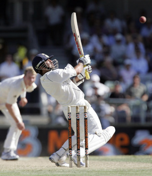 sachin, legend of indian cricket - Shot ... what a shot. any cricket lover will love that and he himself told that he enjoyed it the most when he successfully played the Lee's ball over the keeper's head. He did it more than once to show that he can dominate the bowler.