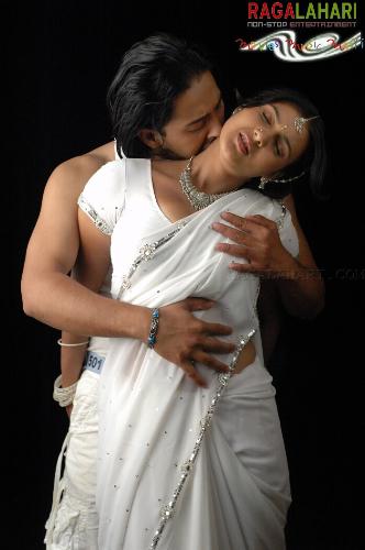 hot,boobs,saree - depicting sex