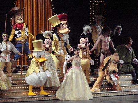 Disneyland Theater Show - Wow what an amazing show try it