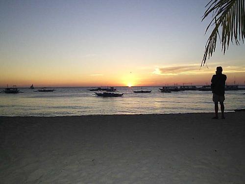 Boracay - What makes the poeple keep coming back is because of the beautiful beaches and the sparkling white sand. Furthermore, you can actually do all activities in one small island.