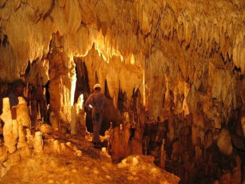 Spelanked the Mighty Stalagmites/Stalactites in Mi - Cave, bats, guano, kuweba, yungib