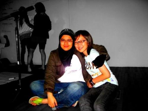 me and my'sis' - This is a picture of me and my'sis'. This picture was taken on 25 July 08. That day, i was so sick that my teacher allow me to sleep in class!! So cool.:) That's actually my friend but we called each other sister.:) She rocks man!!