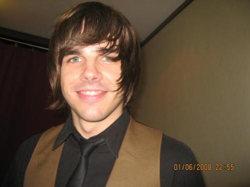 joey zehr!!! - this is a picture of joey zehr when me and my fren went to the meet and greet in singapore!! In june 08!! so cool!! got their autographs too.
