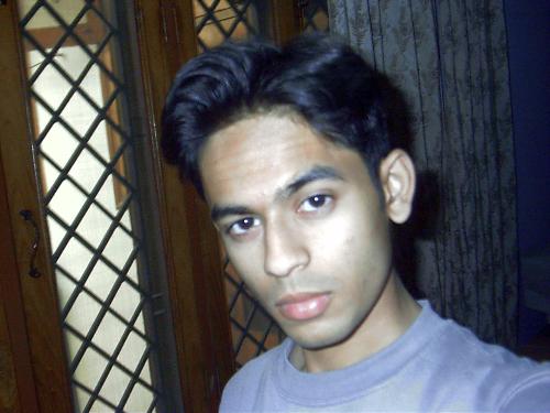 Varun looking lost - Lost feeling?