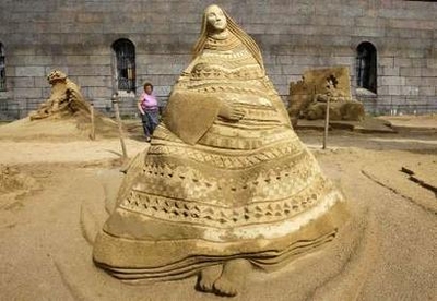 art, sand scultpure, international festival - This is a photo taken at the international sand sculpture festival.