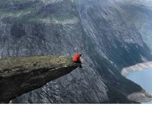 I wonder what this guy is dreaming about so deeply - i hope he dreams it fast and get out of tht height...
