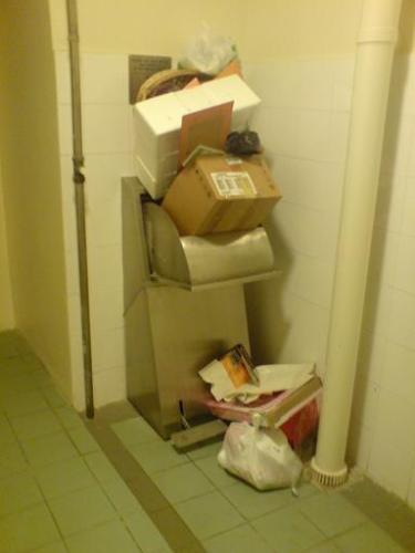 Idiots that do not use their brains! - It is like trying to stuff a square peg into a round hole. IT DOESN'T FIT!!!