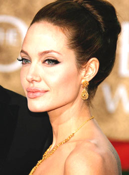 Anjelina jolie - Is the most beautiful in hollywood?