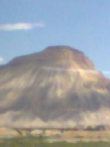 trip 2 illinois - This is a really cool photo I took during my trip to Illinois. It was takein in the state of Utah. I know you can't probably tell how beautifull that rock mountain is, but trust me, it is...