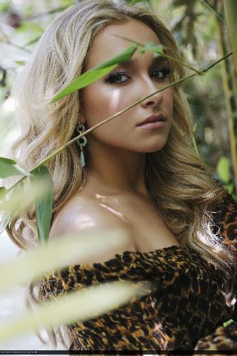 Hayden Panettiere - pretty