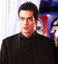 ARjun rampal - Arjun Rampal the indian actor His parents are Gwen and Amarjeet Rampal. Arjun and his younger sister attended the prestigious Kodaikanal International School located in Palani Hills,Tamil Nadu, where his mother was a teacher. One of his cousins, Kim Sharma, is an actress and appeared with him in the film Yakeen