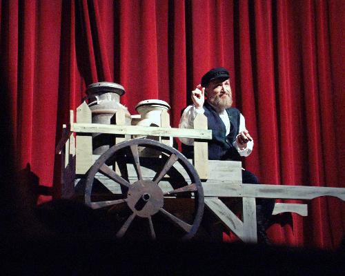 Acting - Tevye sings 'If I Were a Rich Man'