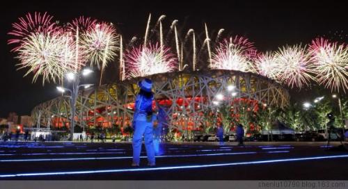 the ceremony of the 29th olympic games -8 - look at the beautiful fireworks,so fantastic .If you love it, please leave your comment.thanks a lot !!