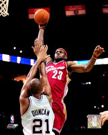 king james over tim duncan - king james major posterization