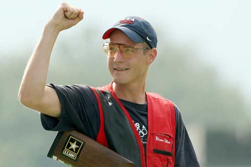 Lanky texan strikes gold - Lanky Texan wins gold and breaks world record in Men's double trap
