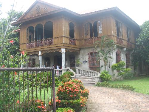 balay negrense in bacolod - this picture was in bacolod...the Balay Negrense...this is 1 of the more than 30 ancestral houses in silay city...we had an opportunity to visit this house last summer, the house served as a museum where in you can see the antique furnitures of the former owners of the house...presently, this house is maintained by the LGU of Silay City..try to visit silay city and u'll see not just the Balay Negrense but more of the ancestral houses...