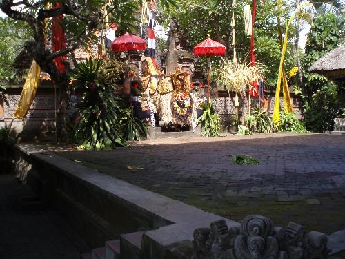 Outdoor Stage - Performance of traditional dances and dramas of the Bali Island were held daily on the outdoor stage in the cultural center to entertain and amuse the tourists from foreign countries. Foreign audience could learn part of the local culture by watching the performance played by the local actors and actresses on the stage. Certain tropical green plants are planted as background of the stage to make it looks lively.