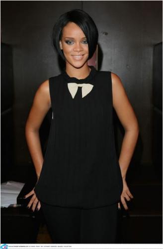rihanna - no comment!