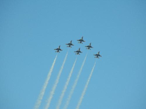 Thunderbirds - This is a pic from an airshow I went to about a month ago