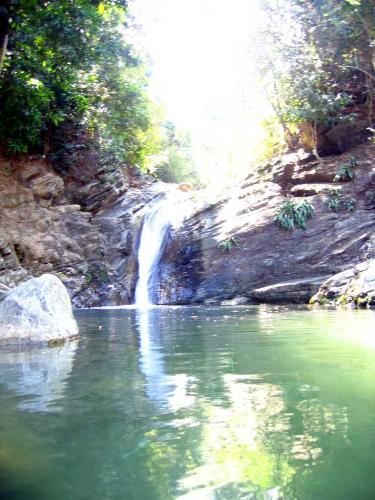 Puerto Galera - Another interesting palce to fo while in Puerto Galera is the Tamaraw Falls. It is very easy to go to, just like a jeepney ride towards San Teodoro town and ask the jeep driver to drop you off at Tamaraw falls.