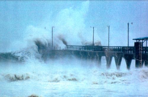 Bermuda Triangle - This is a picture of a shipwreck in the Bermuda Triangle. Many weird things have happened there.