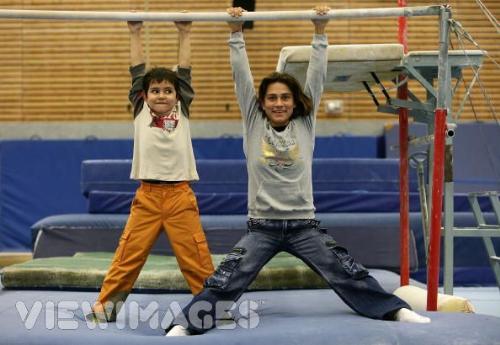 Chusovitina Oksana and her son's photo - Chusovitina Oksana and her son's photo, she is the greatest mom and athlete.