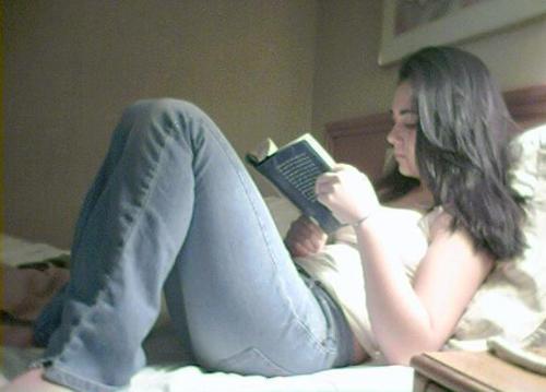Girls reading 02 - Beautiful and smart!