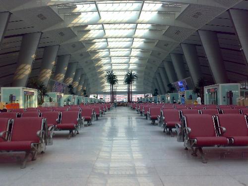 the biggest railway station in asia - railway station in south of Beijing
