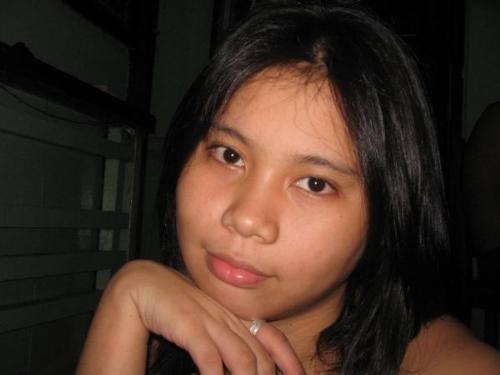 tunganga lng.. - i took this picture while i was watching television..
