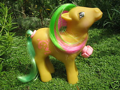 Argentina Swinger Dance &#039;n Prance pony - This is one of the ponies I won of eBay with my mylot earnings, she&#039;s called Swinger. Thanks so much mylot!!