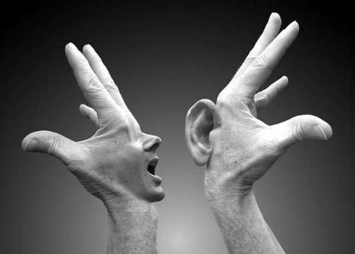 Fight with two hands - Two hands are fight with each others, just imagination if it;s true