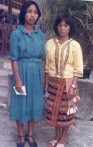 Kalinga women - The Kalinga teenagers are simple and uniquely pretty.