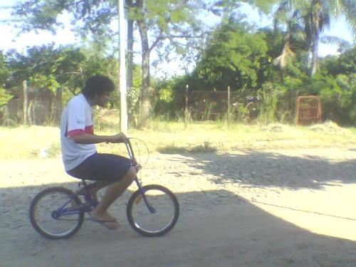 sport - i'm on a bike, that's nice, but thereal thing is that i'm too big for that bike...