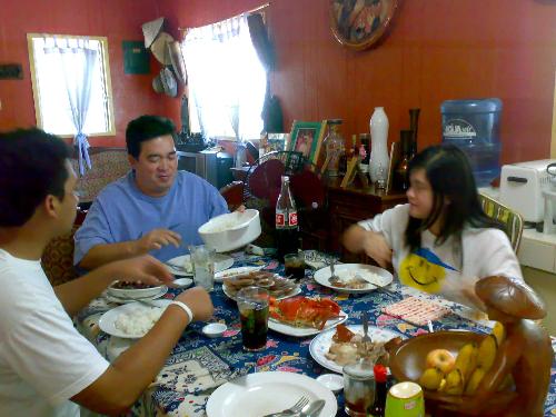 family meal - my husband, my 16 year old son and my 17 year old daughter.me? I did the cooking and picture taking.LOL family meal - my husband, my 16 year old son and my 17 year old daughter.me? I did the cooking and picture taking.LOL