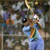 Dhoni - Dhoni pips Smith as No. 1 ODI batsman